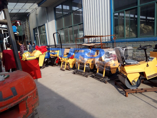 福瑞得機(jī)械座駕壓路機(jī)，手扶壓路機(jī)，小型灌縫機(jī)，井蓋切割機(jī)及時發(fā)貨